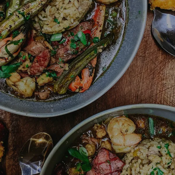 Seafood and vegetable plated dishes